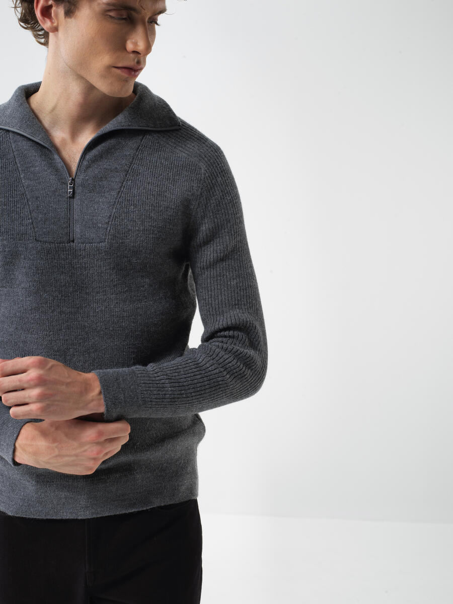 Antrasit Doğal Yün Dokulu Regular Fit Kazak - 2