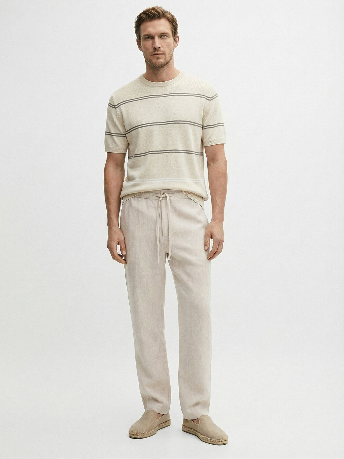 Bej Doğal Dökümlü Regular Fit Kazak (1)