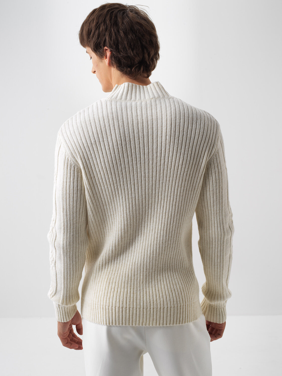 Ekru Doğal Yün Dokulu Regular Fit Kazak - Xint