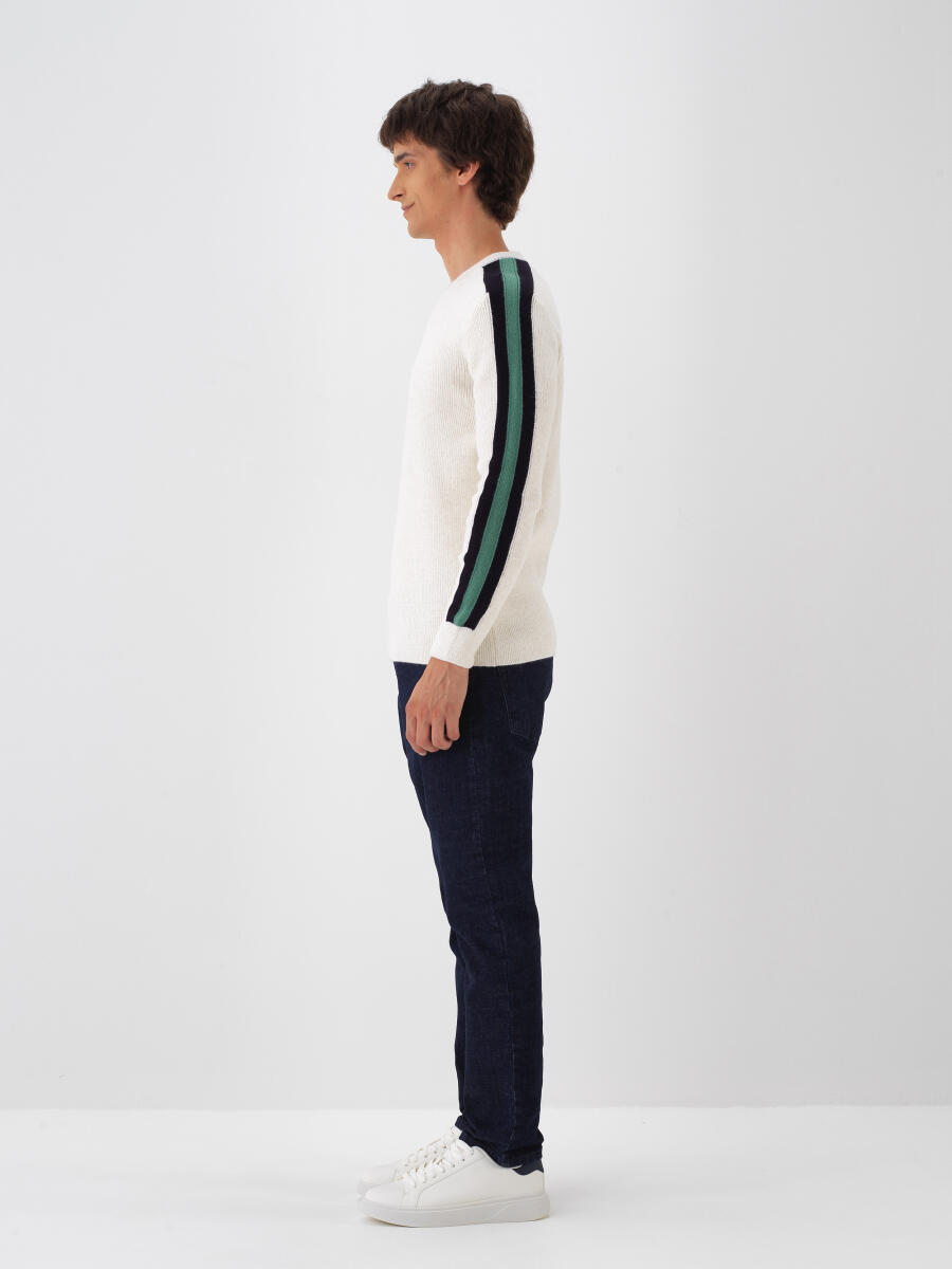 Ekru Doğal Yün Dokulu Regular Fit Kazak - 4