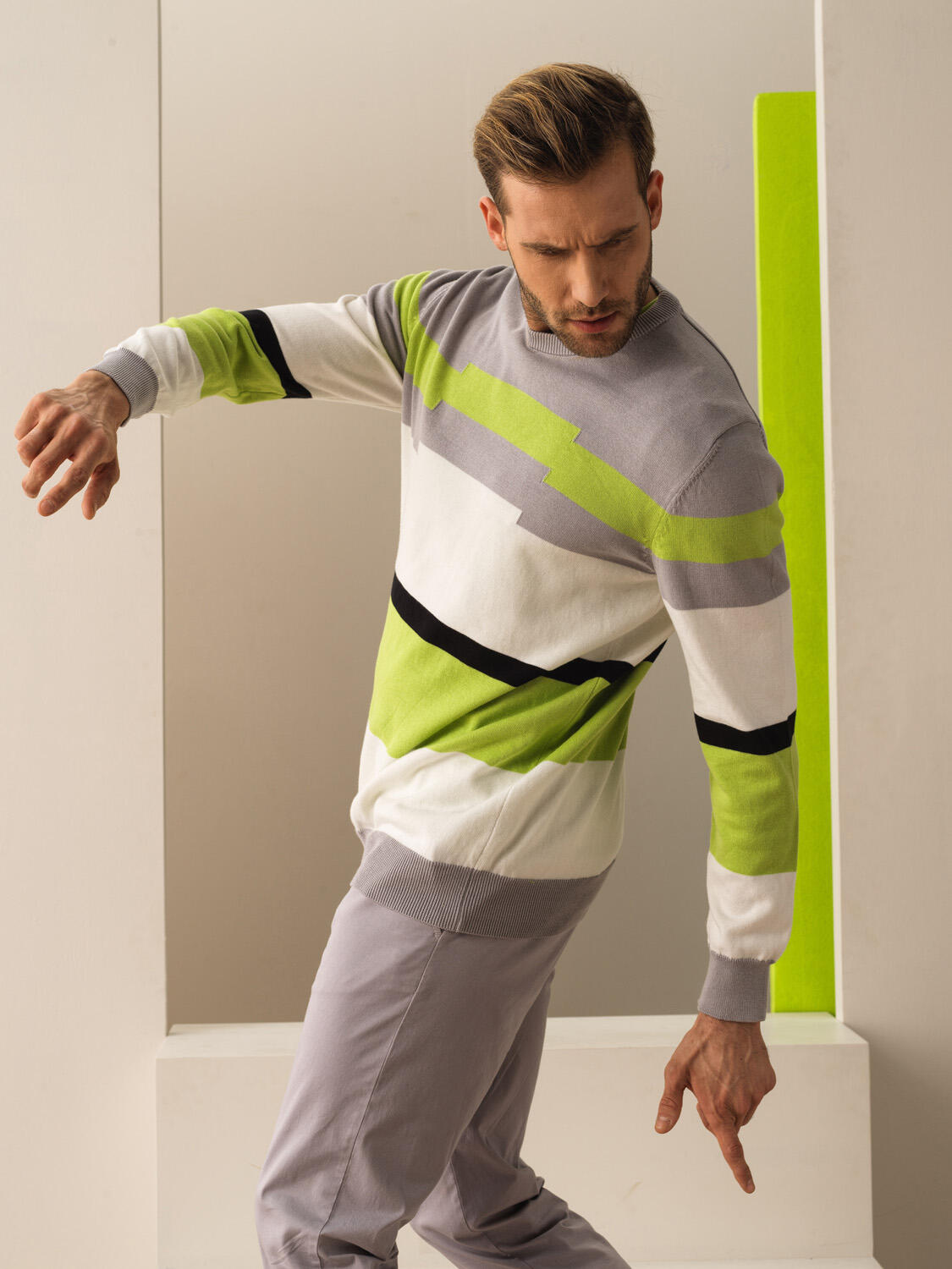 Gri Pamuk Dokulu Regular Fit Kazak