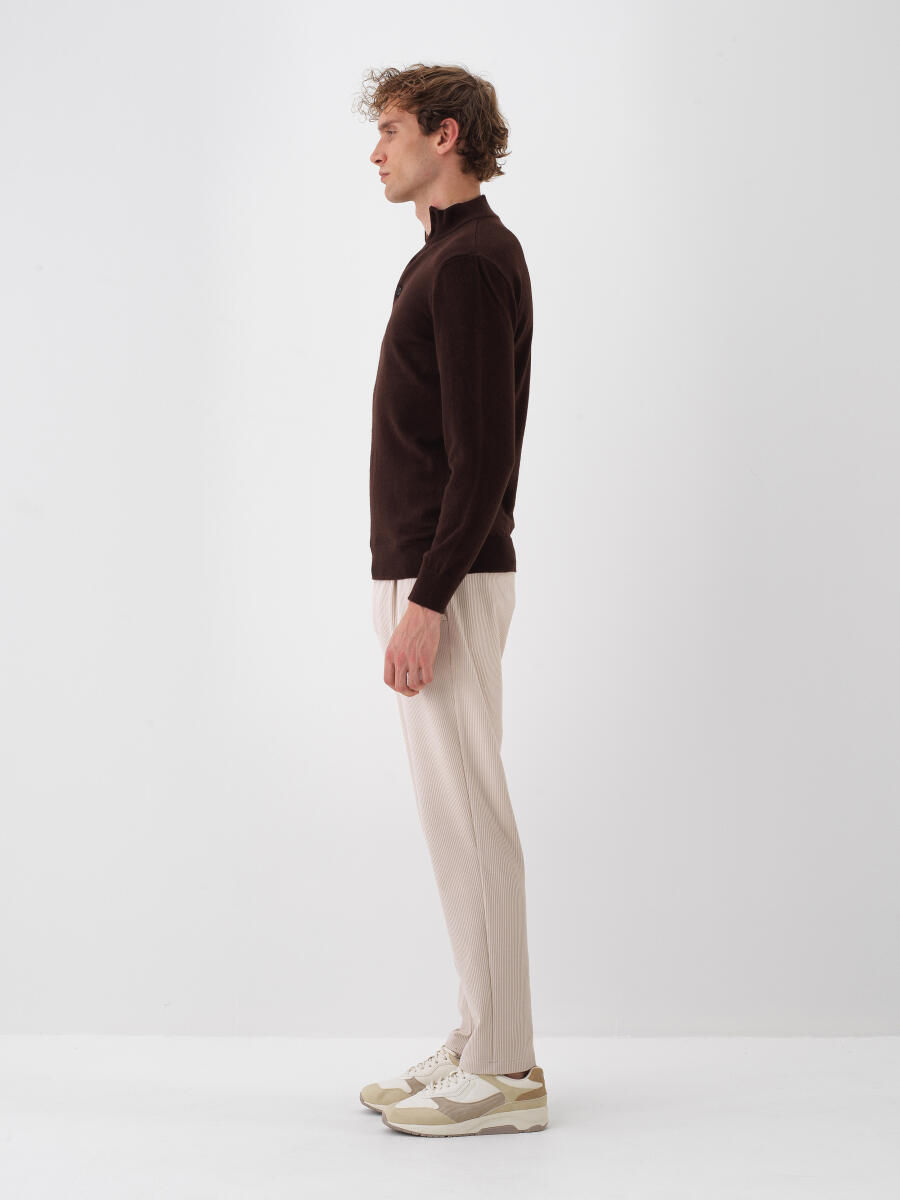 Kahverengi Doğal Yün Dokulu Regular Fit Kazak - 3