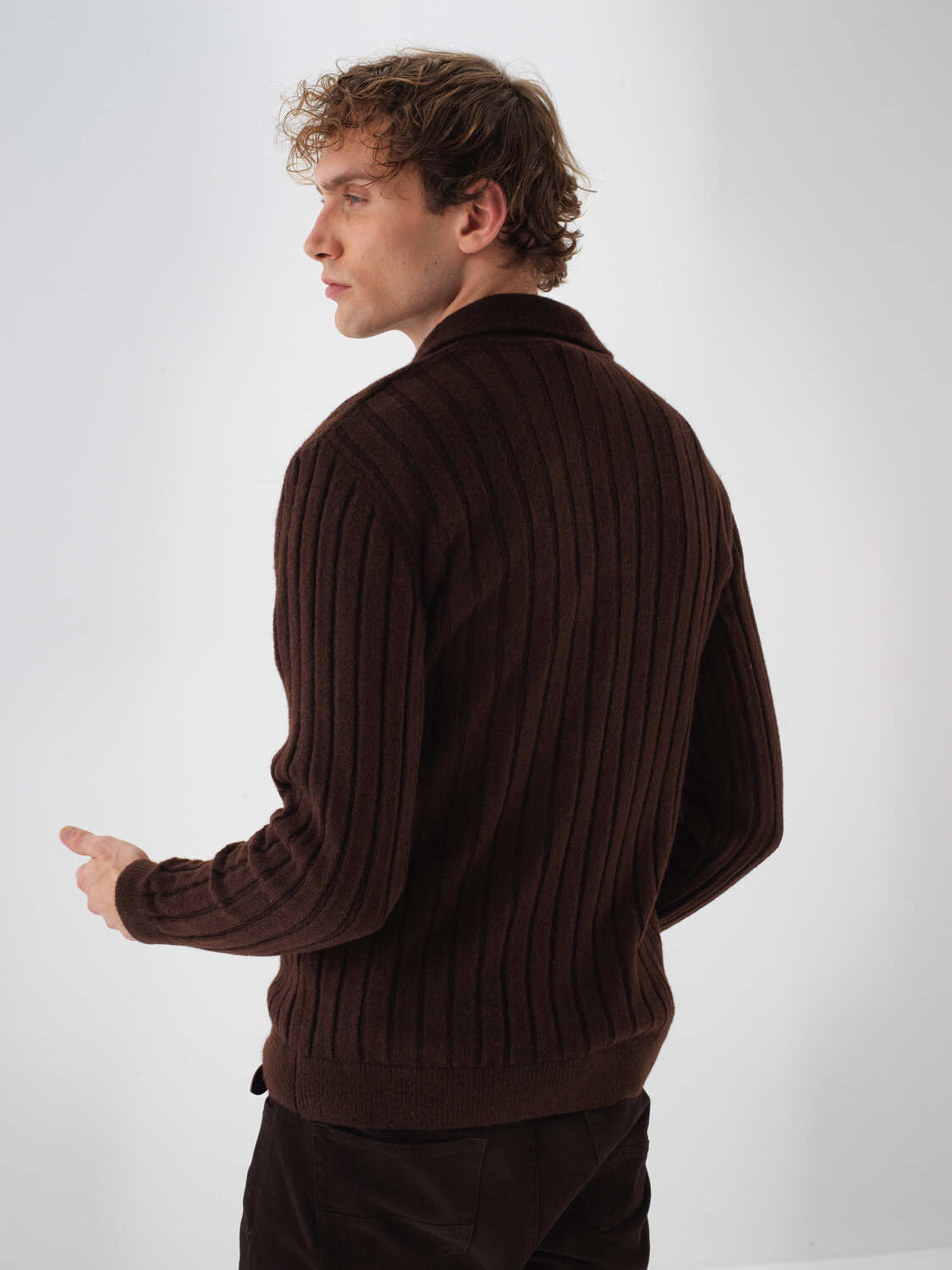 Kahverengi Yumuşak Dokulu Regular Fit Kazak - Xint