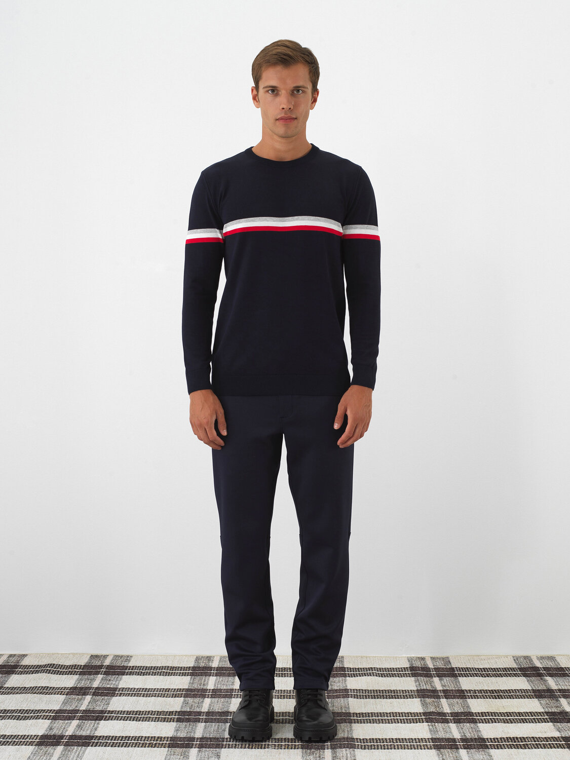 Lacivert Formunu Koruyan Regular Fit Kazak - Xint