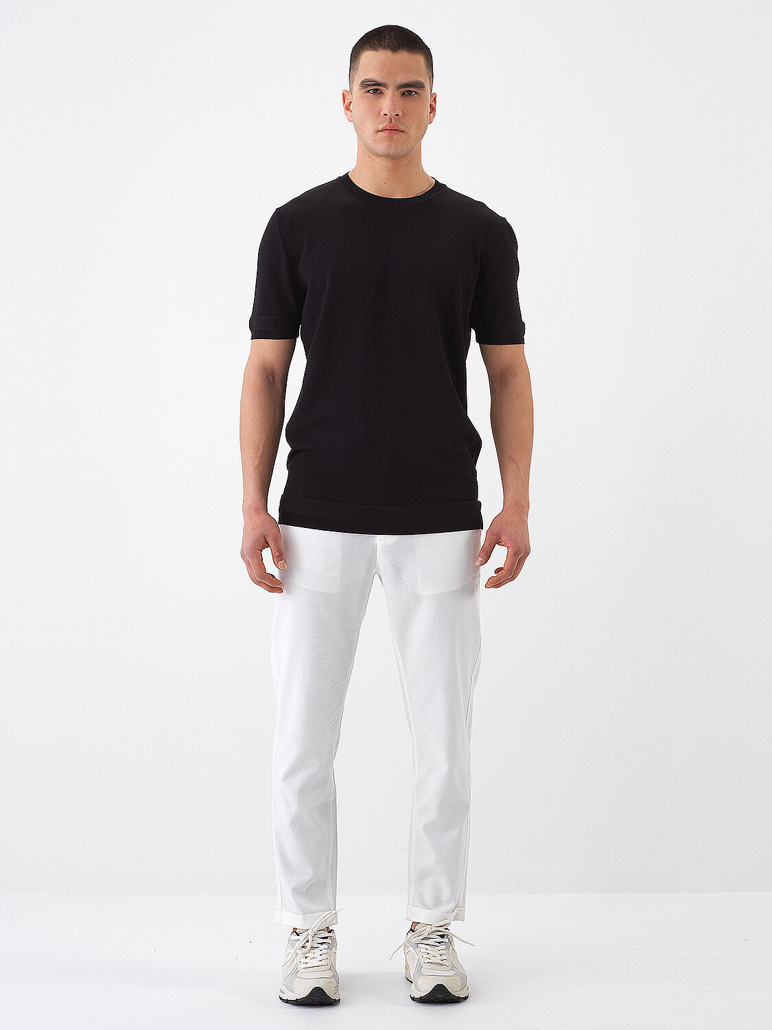 Siyah Doğal Dökümlü Regular Fit Kazak (1)