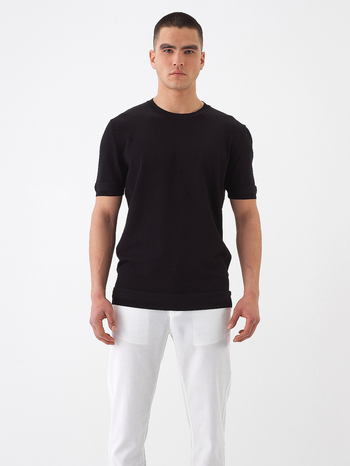 Siyah Doğal Dökümlü Regular Fit Kazak