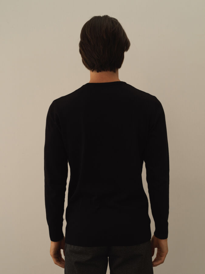 Siyah Pamuk Dokulu Regular Fit Kazak - Xint