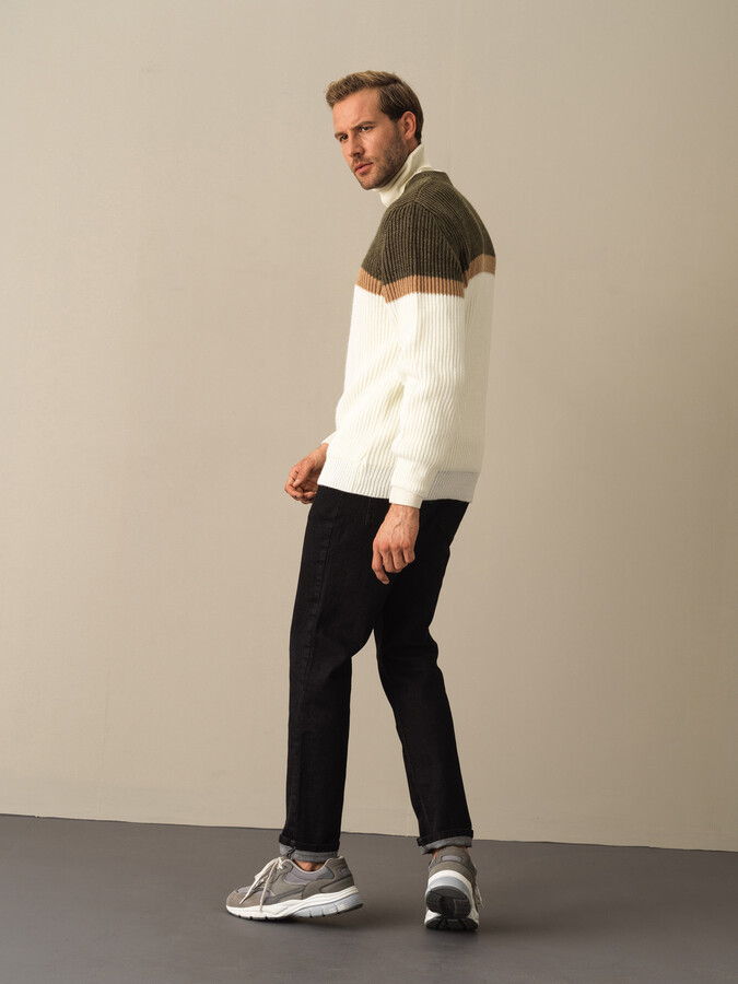 Ekru Yumuşak Dokulu Çizgi Detaylı Kazak - Xint