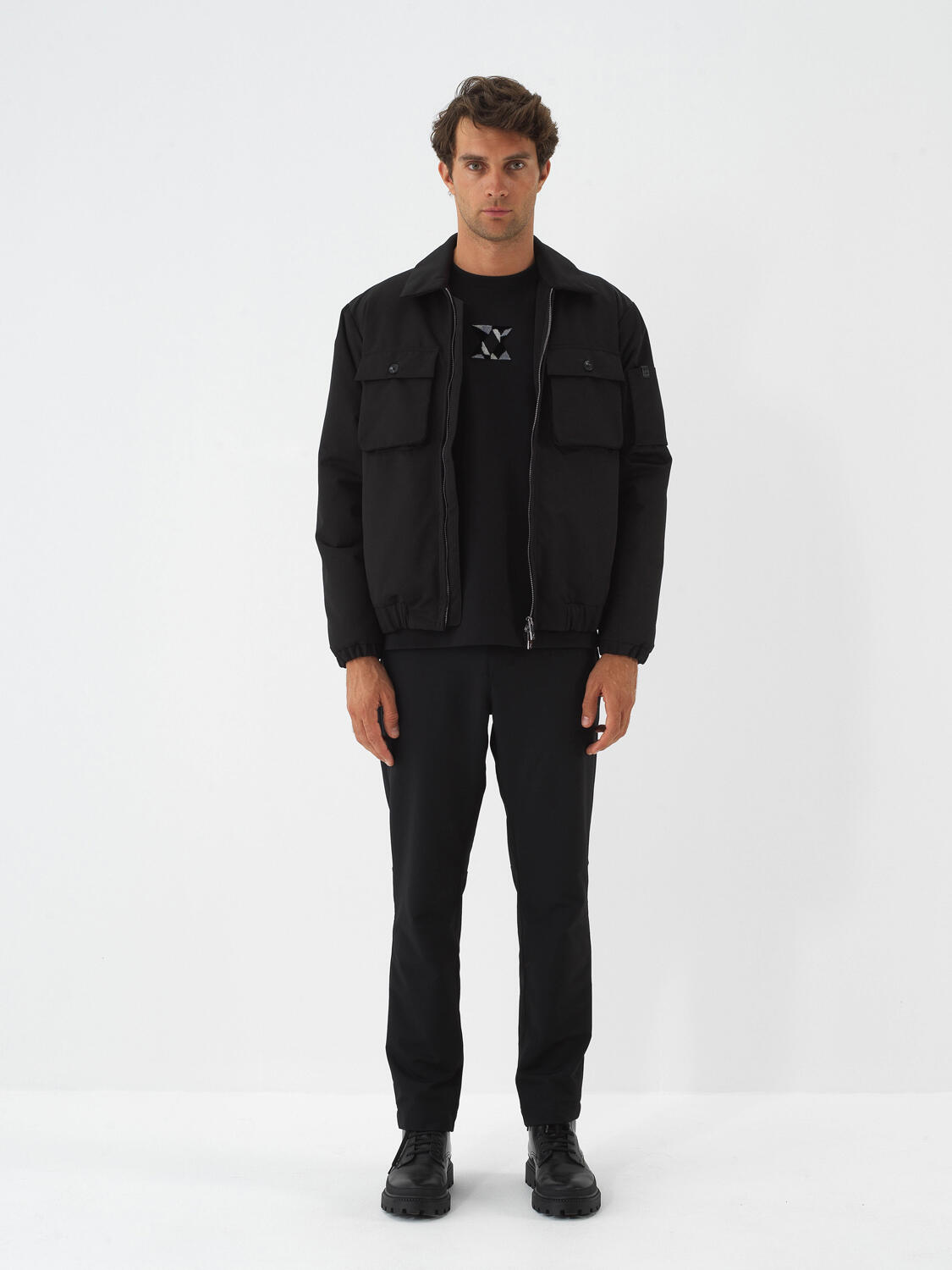 Siyah Formunu Koruyan Regular Fit Mont - 2