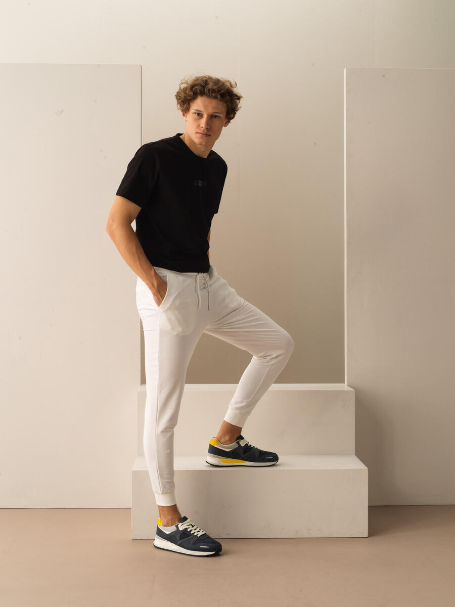 Kırık Beyaz Pamuk Dokulu Slim Fit Pantolon - 2