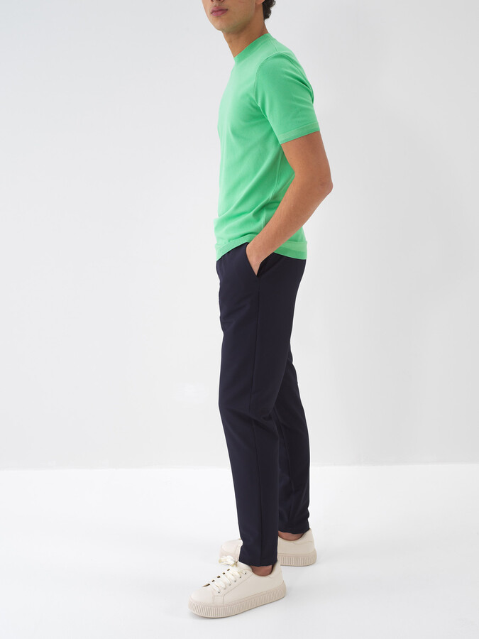 Lacivert Doğal Dökümlü Slim Fit Pantolon (3)