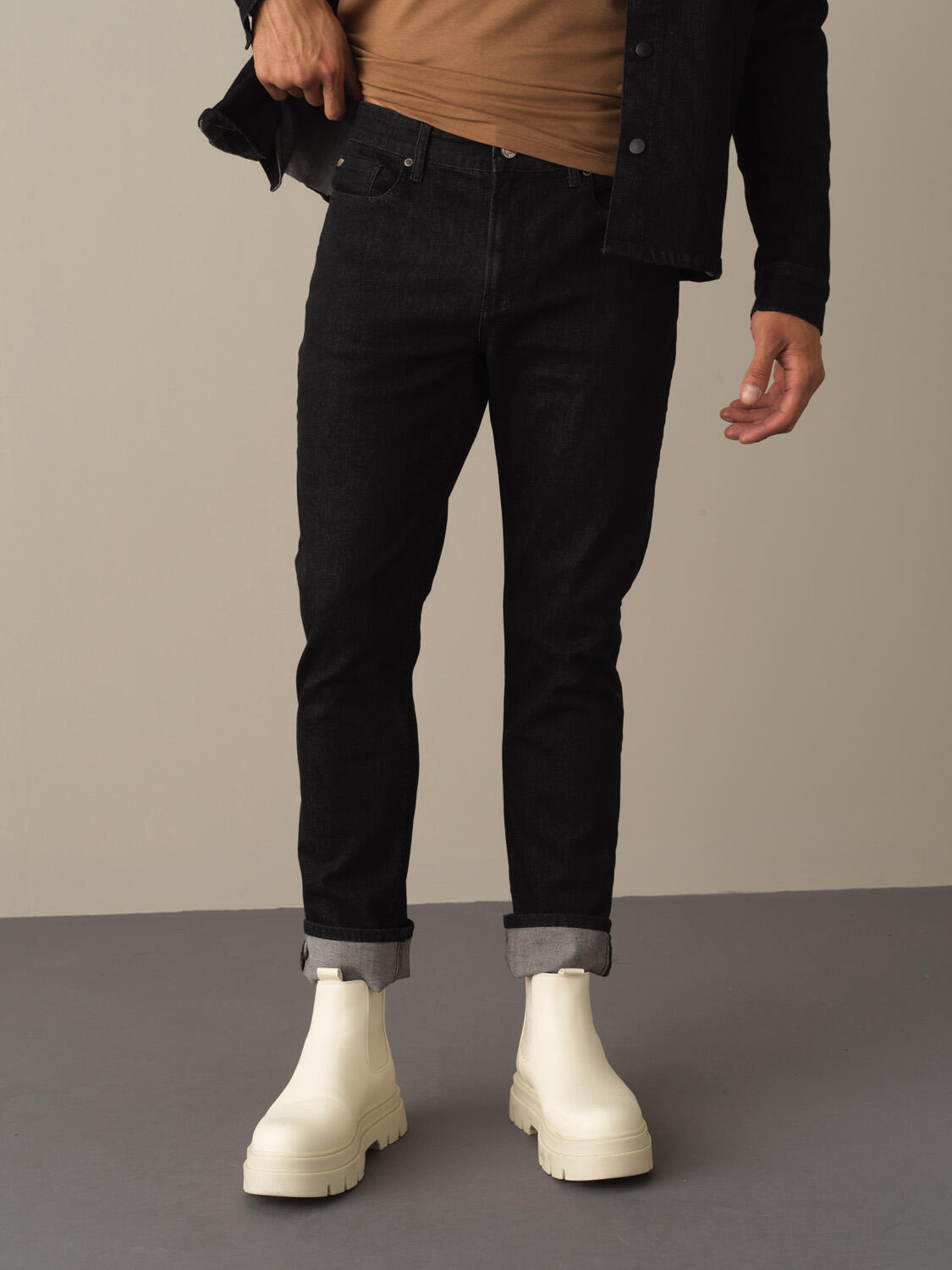 Siyah Pamuk Dokulu Slim Fit Denim Pantolon