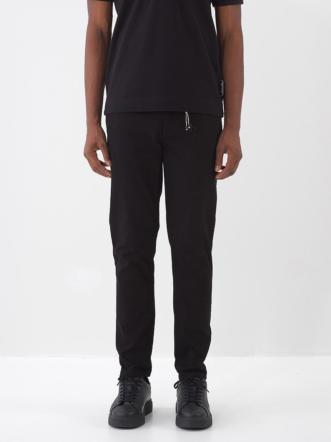 Siyah Pamuk Dokulu Slim Fit Pantolon