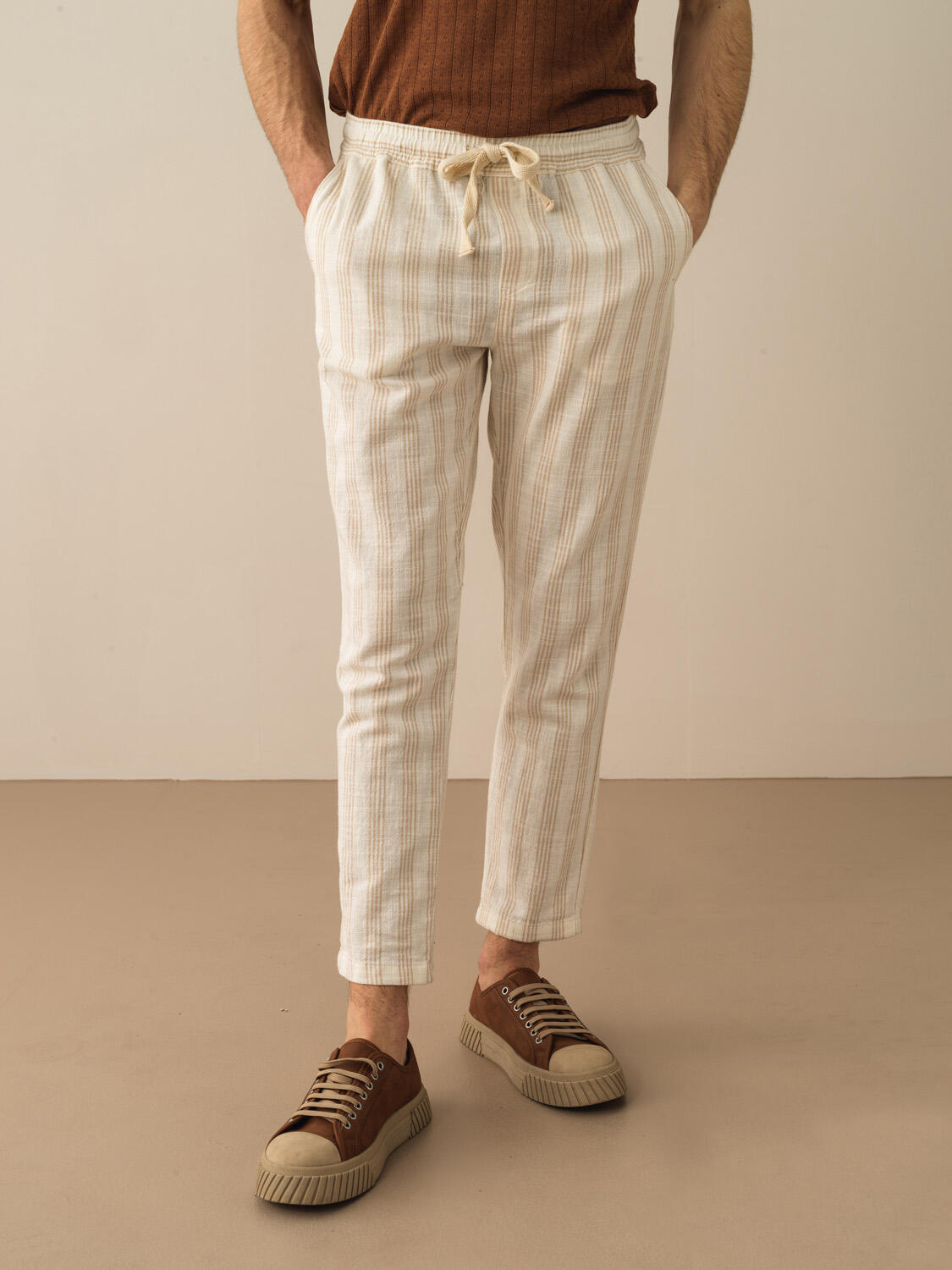 Taş Rengi Pamuk Dokulu Regular Fit Pantolon
