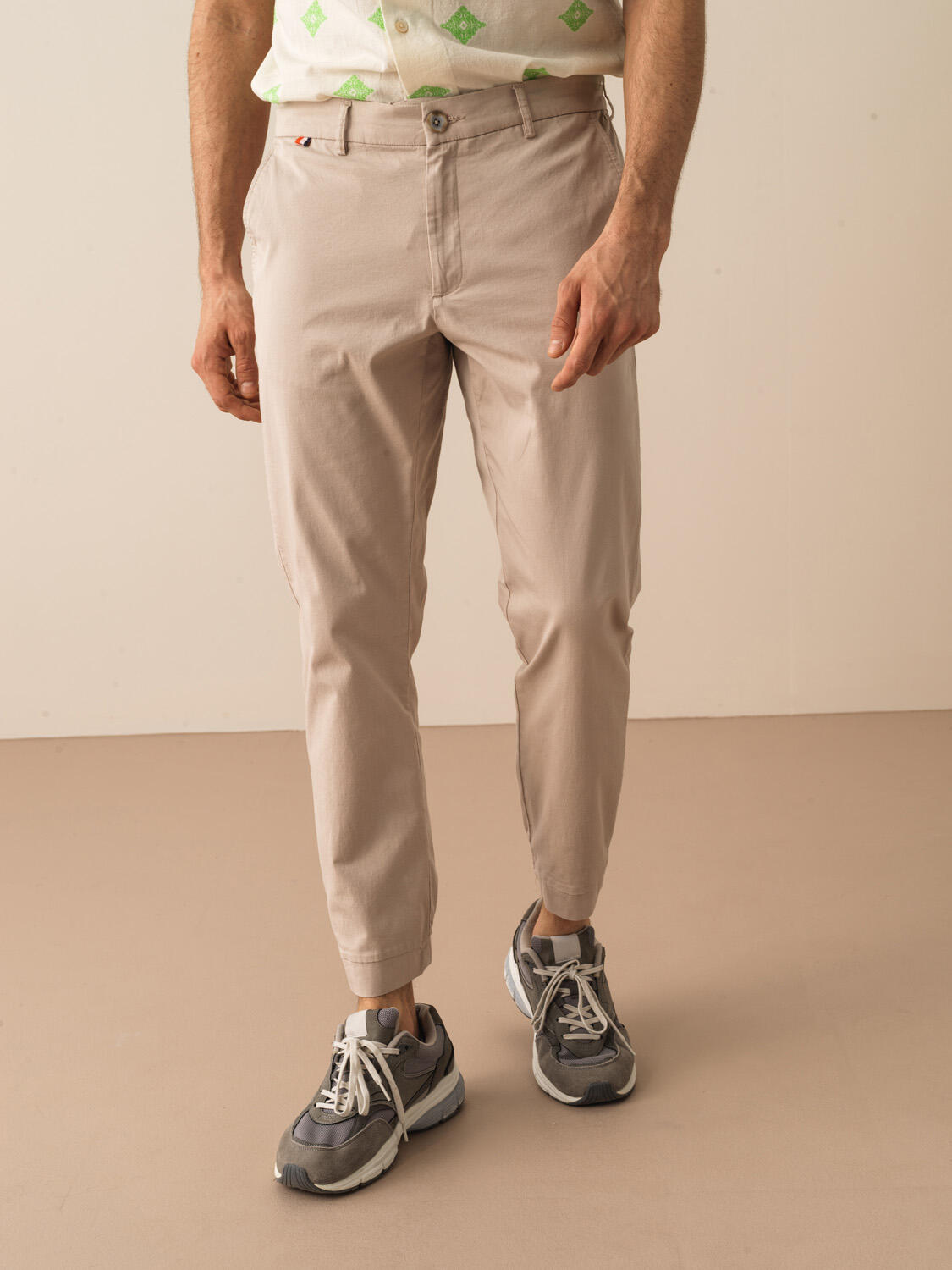 Taş Rengi Pamuk Dokulu Slim Fit Pantolon
