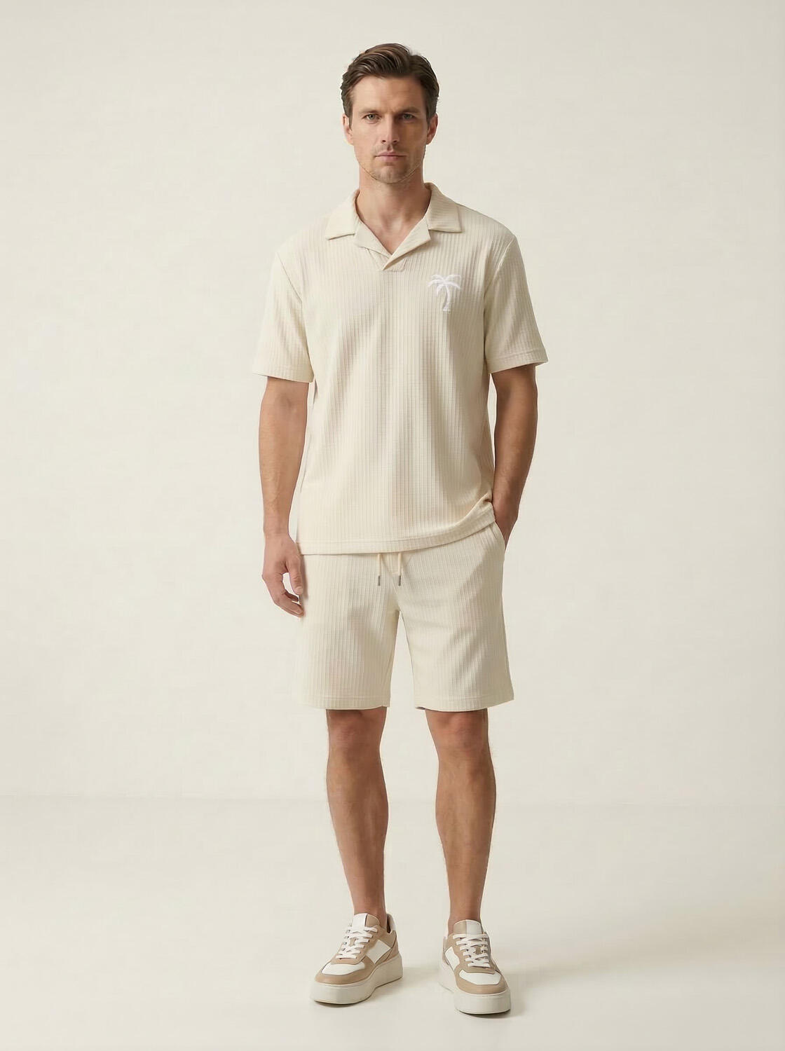 Bej Doğal Dökümlü Regular Fit Şort - 3