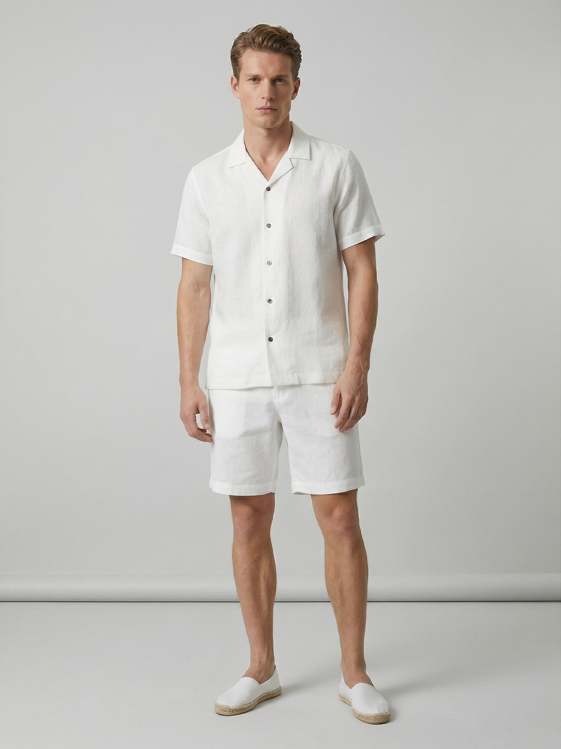 Beyaz %100 Keten Regular Fit Şort (1)