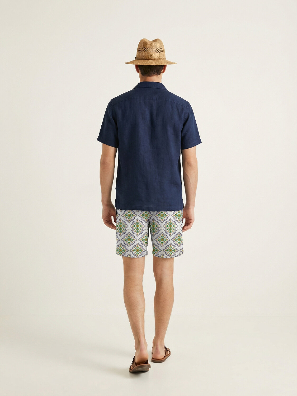 Beyaz Formunu Koruyan Regular Fit Şort - 3