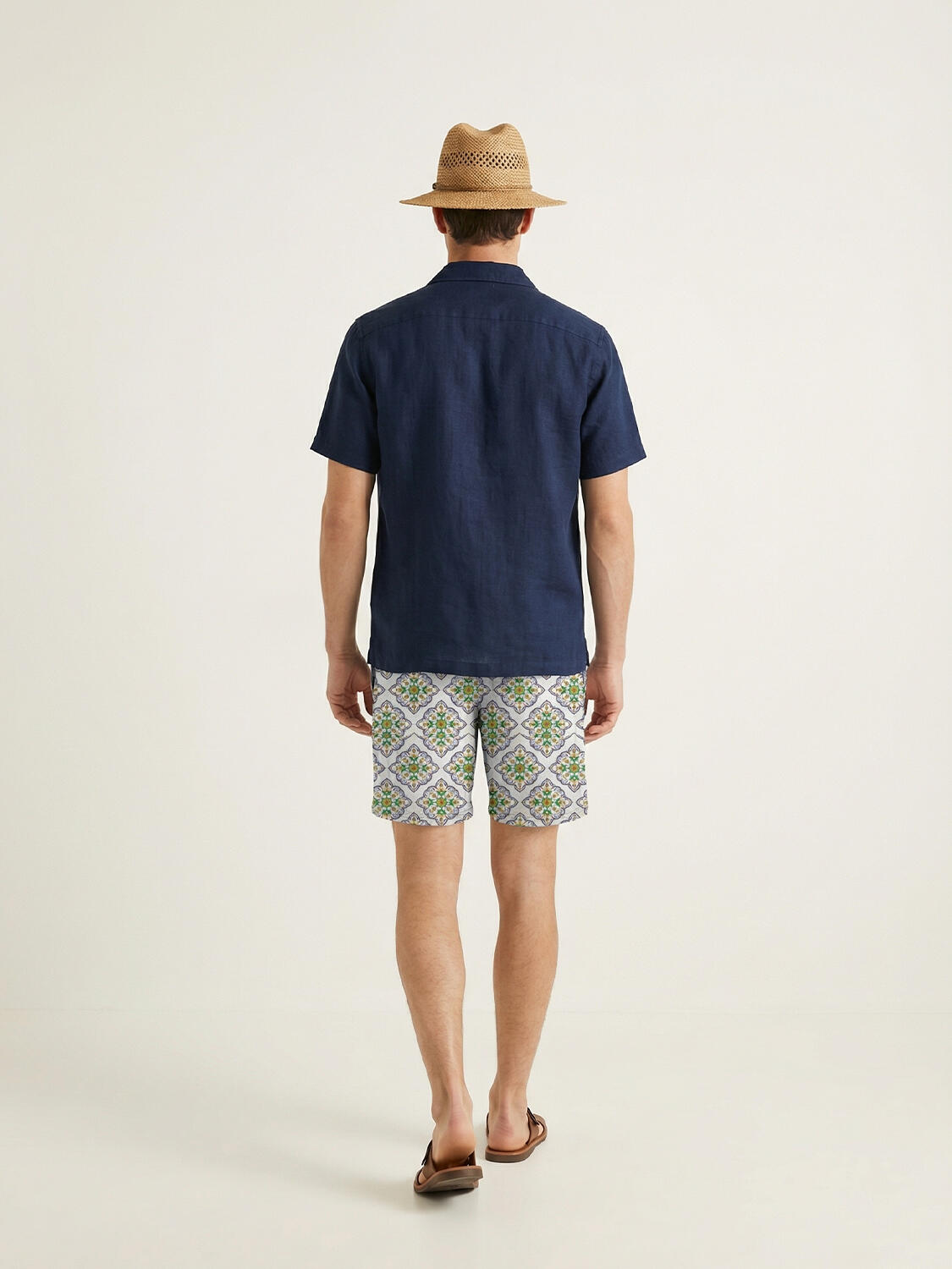 Beyaz Formunu Koruyan Regular Fit Şort - 3