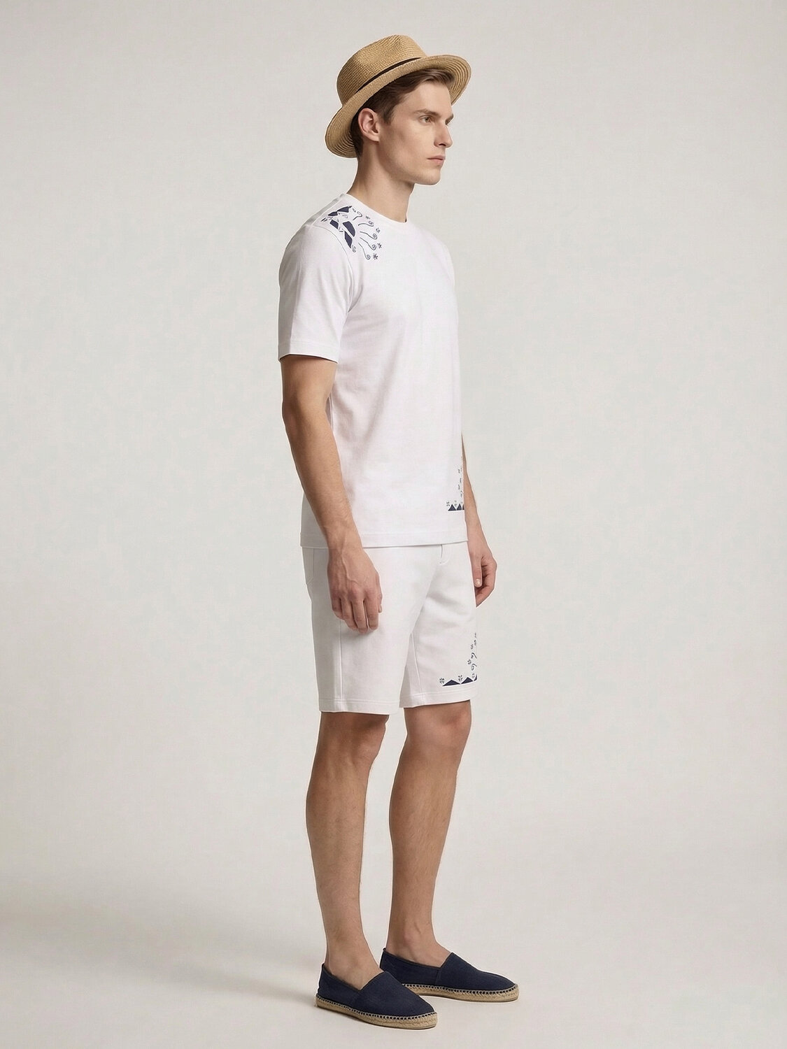 Beyaz Pamuk Dokulu Regular Fit Şort - 3