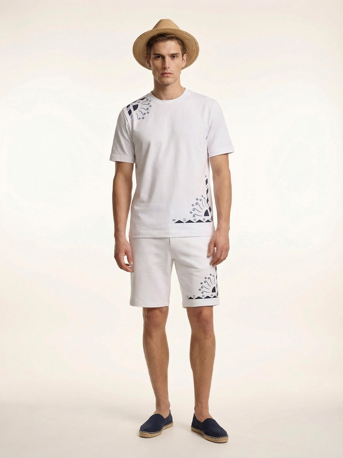 Beyaz Pamuk Dokulu Regular Fit Şort - 2