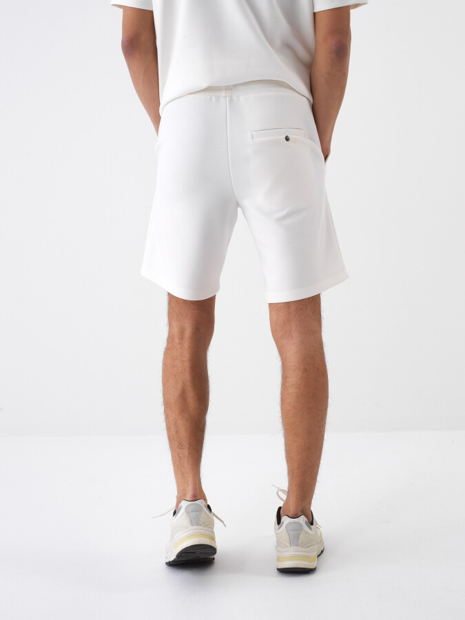Beyaz Modal Karışımlı Regular Fit Şort - 4