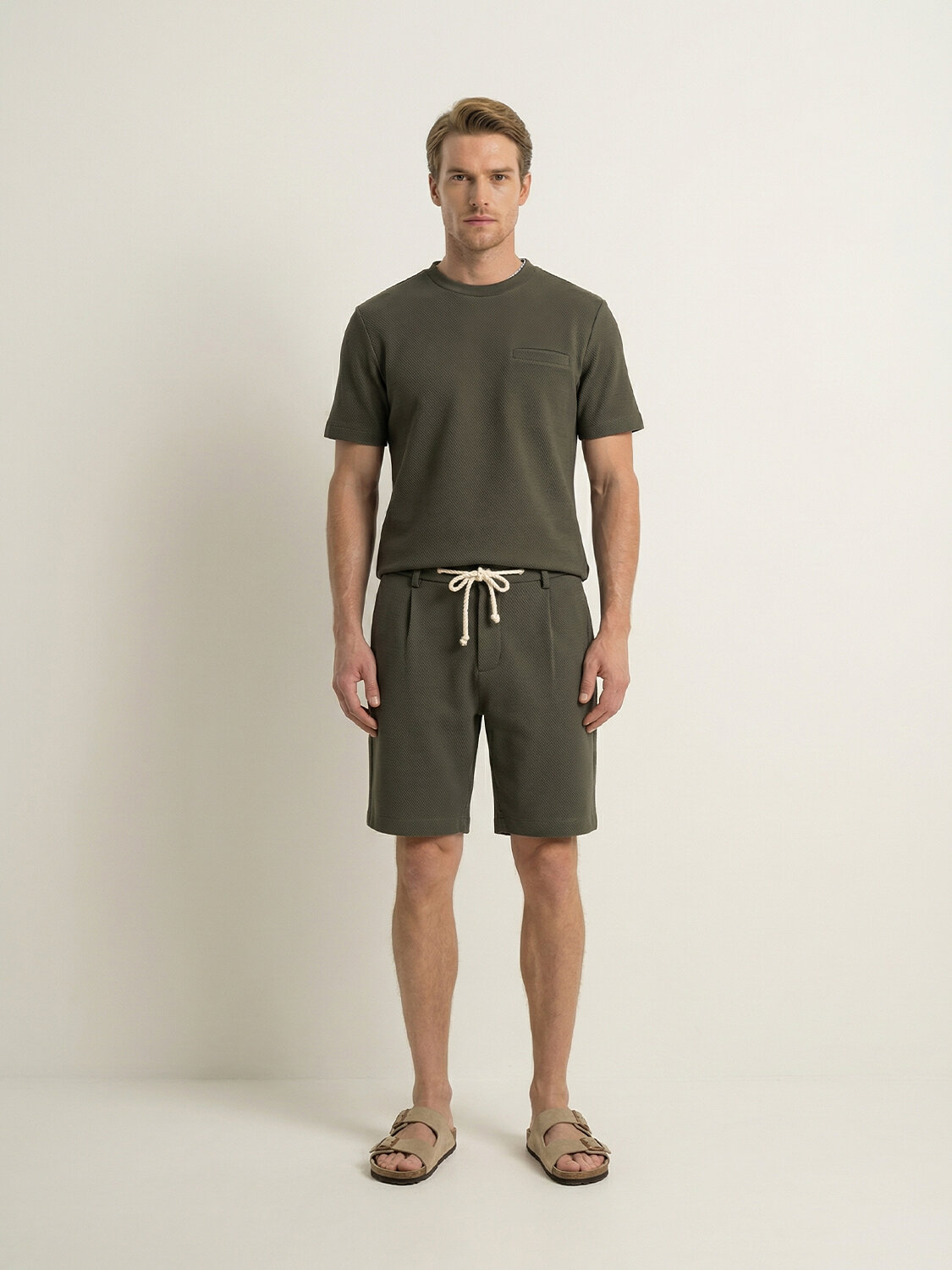 Haki Pamuk Dokulu Regular Fit Şort - 2