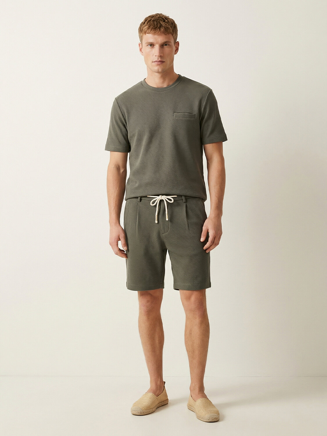 Haki Pamuk Dokulu Regular Fit Şort (1)