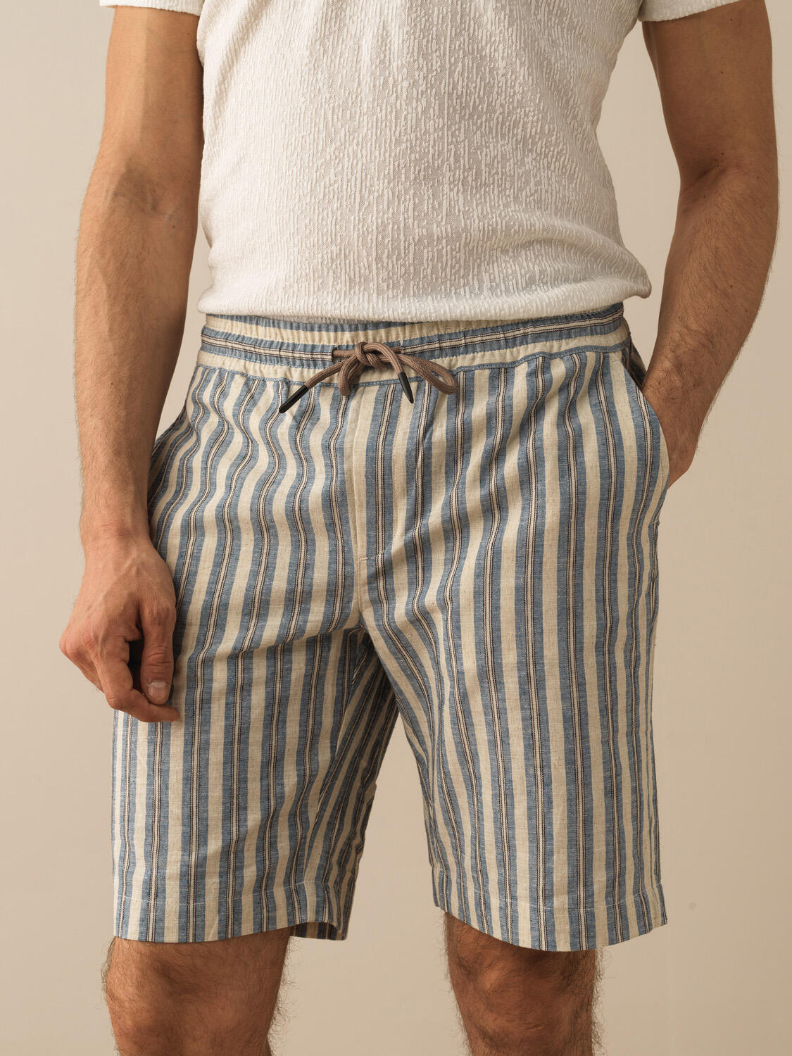 Lacivert Keten Karışımlı Regular Fit Şort