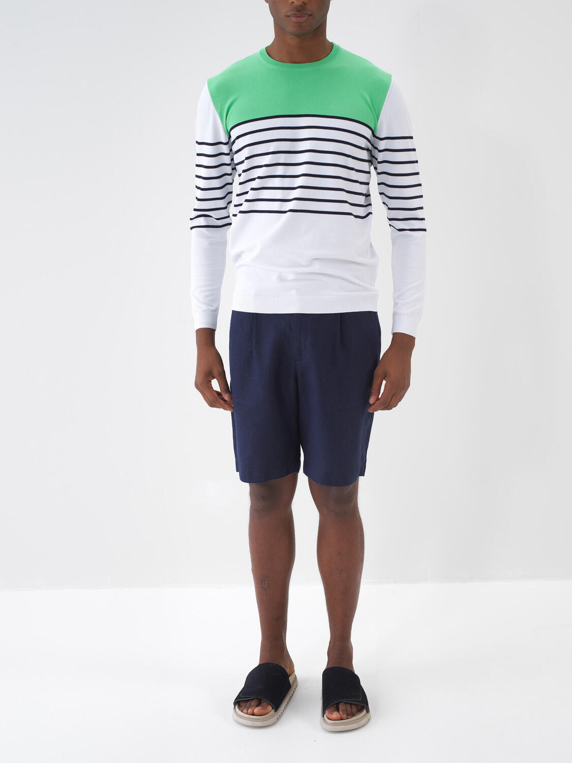 Lacivert %100 Keten Regular Fit Şort