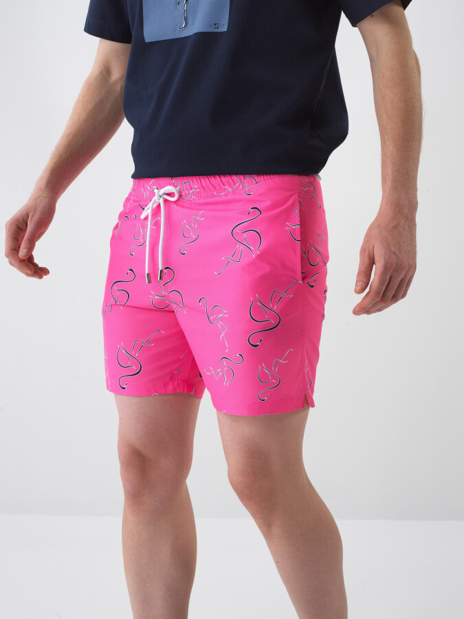 Pembe Formunu Koruyan Regular Fit Şort