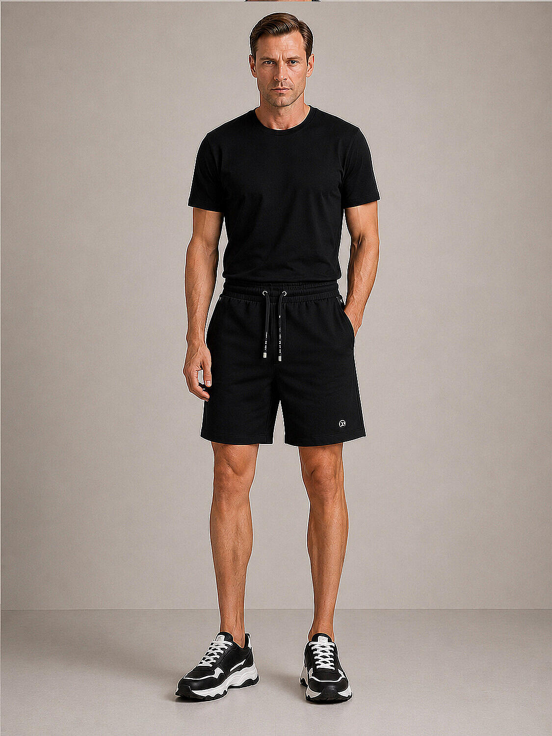 Siyah Pamuk Dokulu Regular Fit Şort (2)