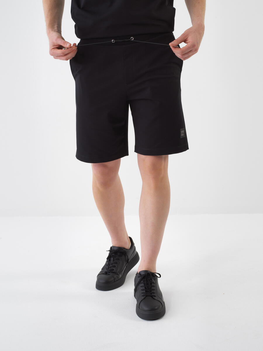 Siyah Pamuk Dokulu Regular Fit Şort - 1