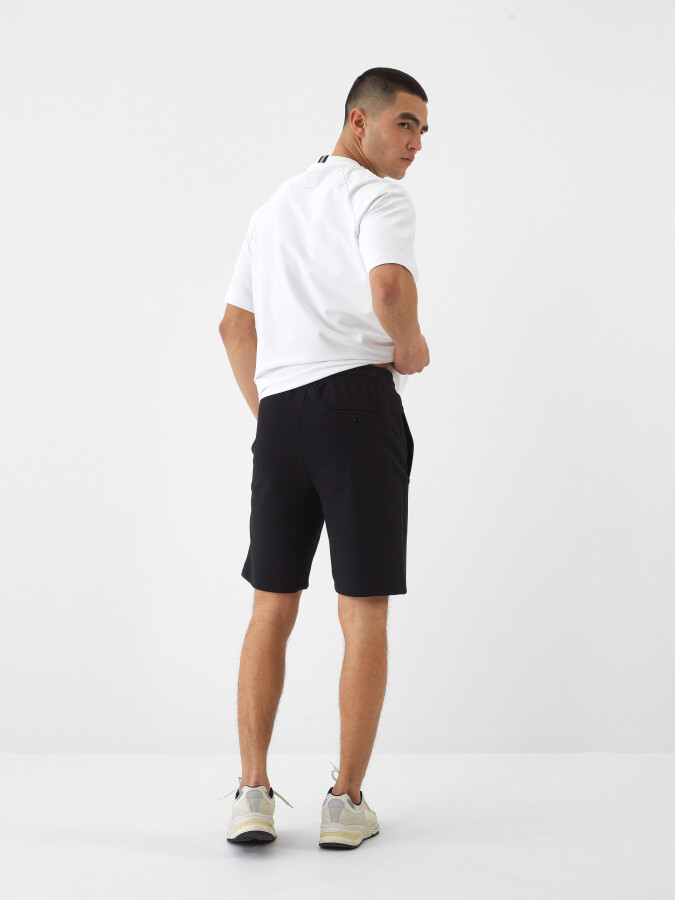 Siyah Pamuk Dokulu Regular Fit Şort - 4