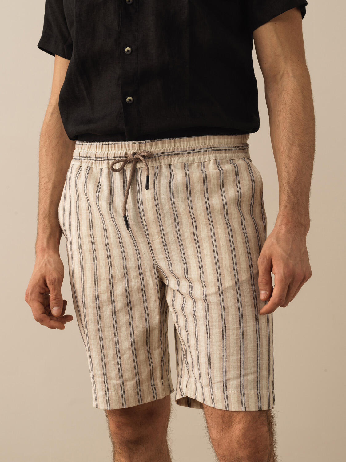 Taş Rengi Keten Karışımlı Regular Fit Şort