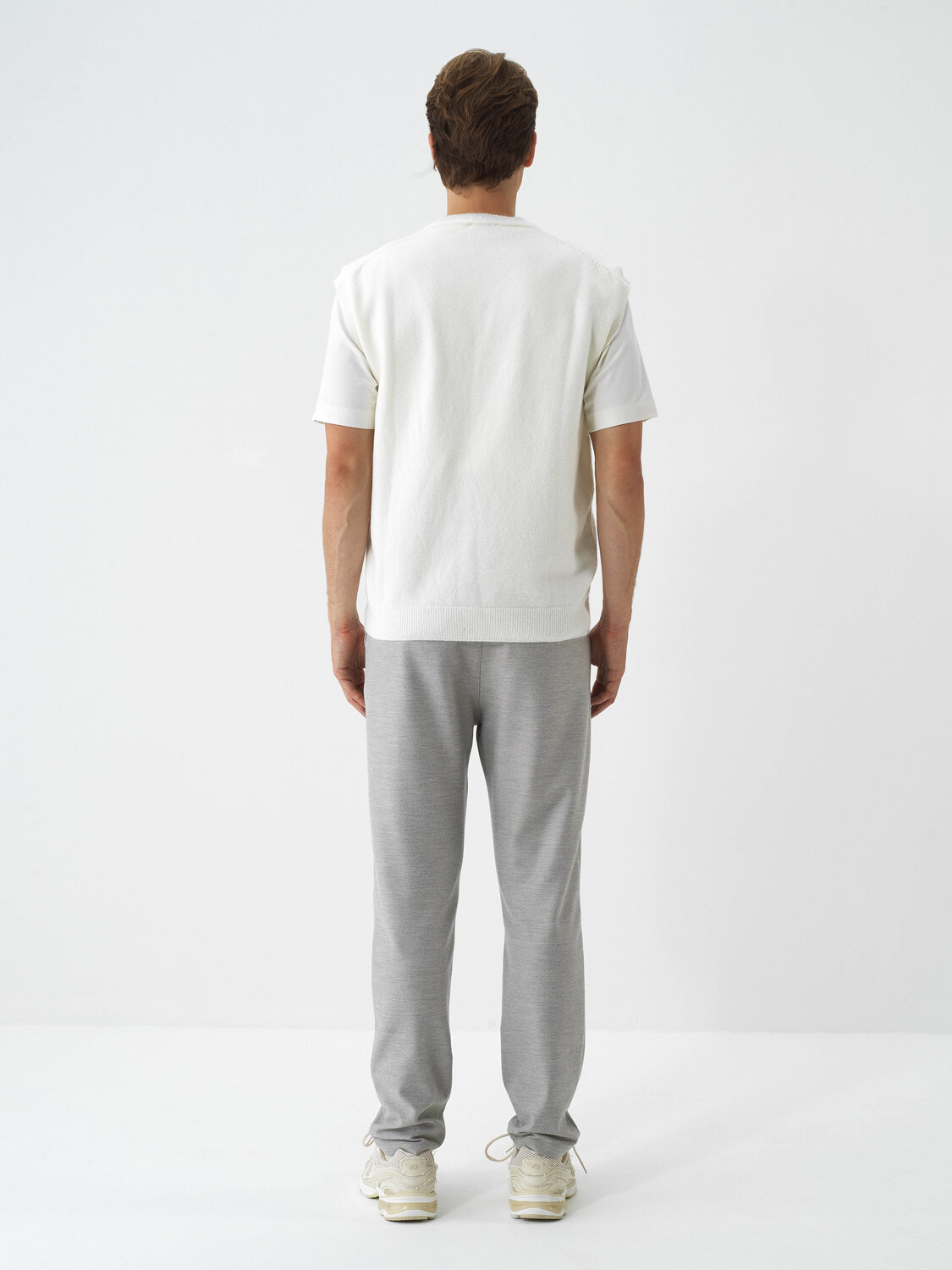 Ekru Yumuşak Dokulu Regular Fit Süveter - Xint