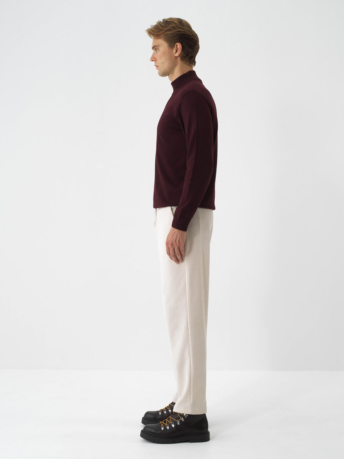 Bej Lüks Dokulu Soft Kadife Slim Fit Sweat Pantolon - 4