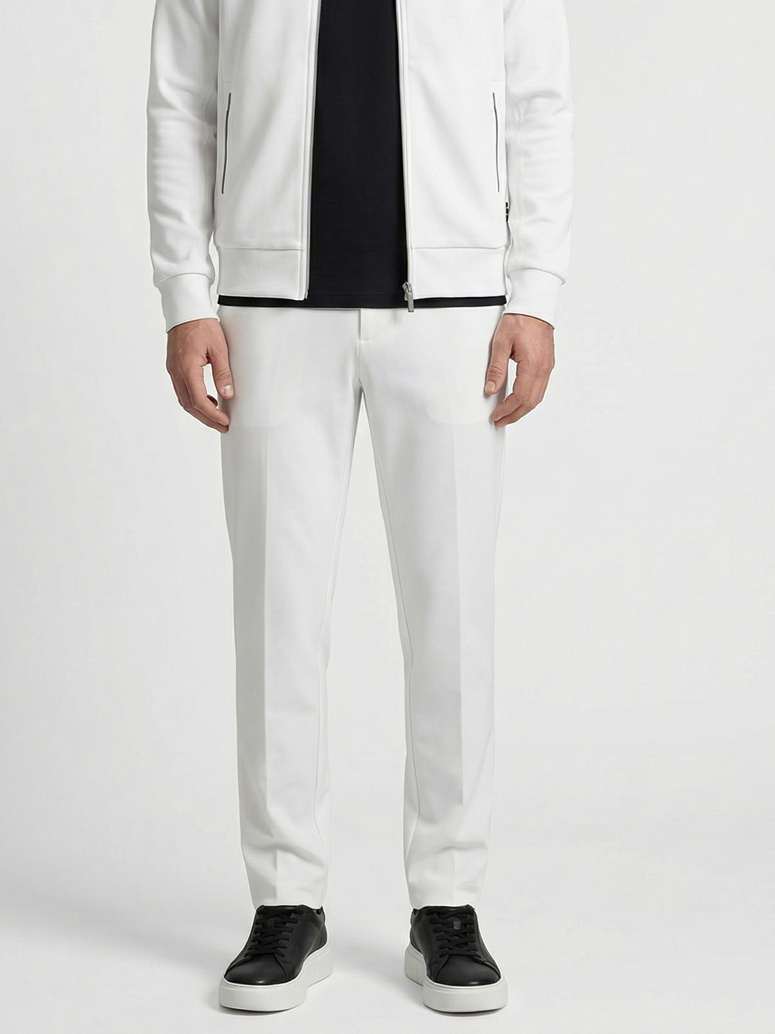 Beyaz Pamuk Dokulu Regular Fit Sweat Pantolon