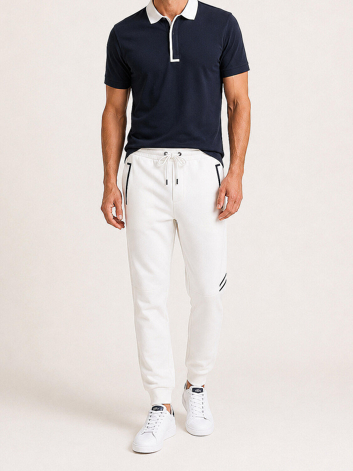 Beyaz Pamuk Dokulu Regular Fit Sweat Pantolon (1)