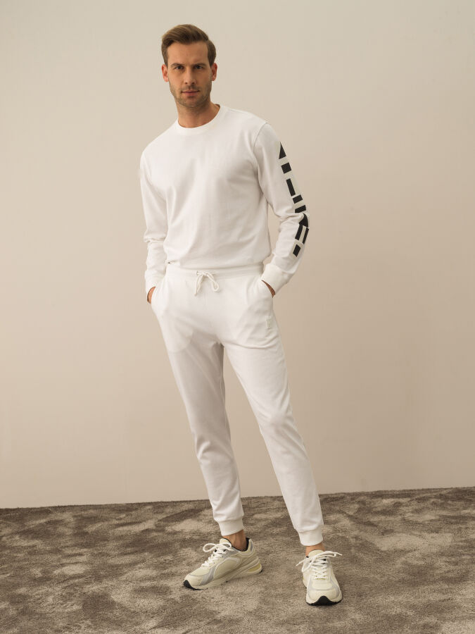 Kırık Beyaz Pamuk Dokulu Regular Fit Sweat Pantolon - Xint