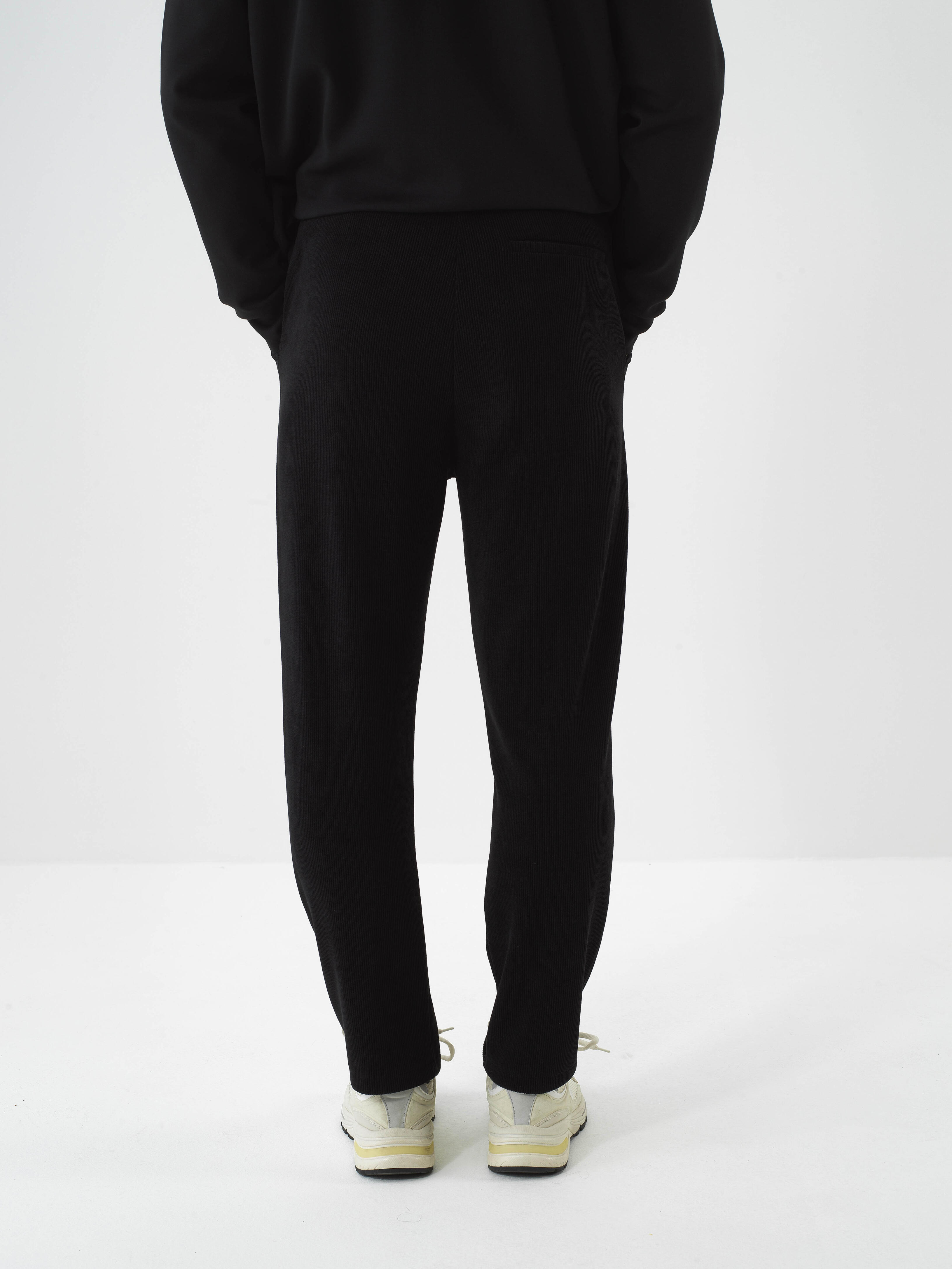 Siyah Lüks Dokulu Soft Kadife Slim Fit Sweat Pantolon - 5