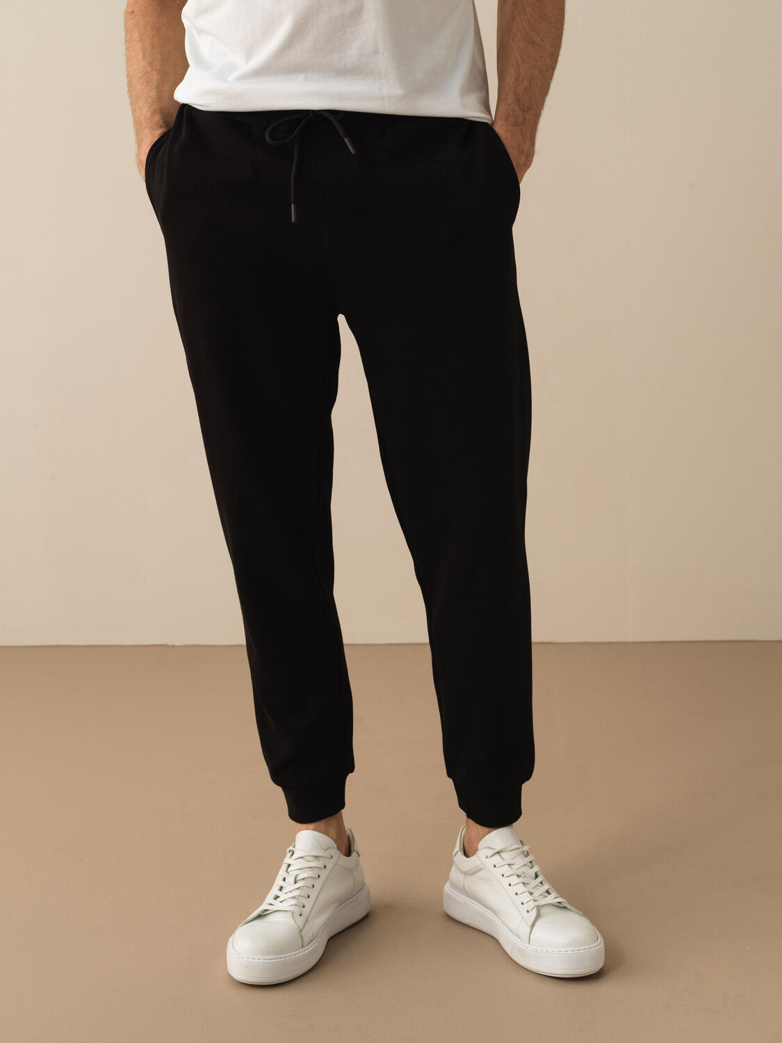 Siyah Pamuk Dokulu Regular Fit Sweat Pantolon