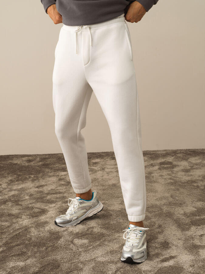 Xint Toptan Kırık Beyaz Pamuk Dokulu Regular Fit Sweat Pantolon