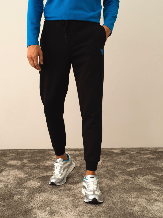 Xint Toptan Siyah Pamuk Dokulu Regular Fit Sweat Pantolon