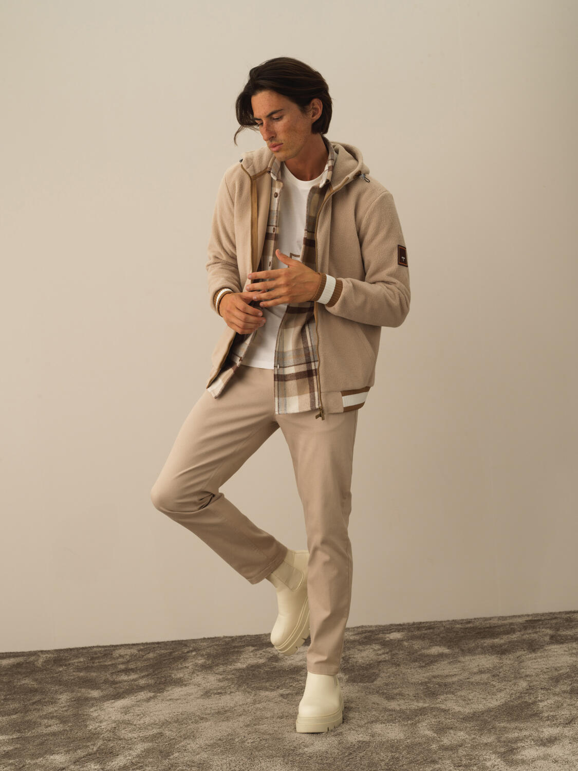 Bej Pamuk Dokulu Regular Fit Sweatmont