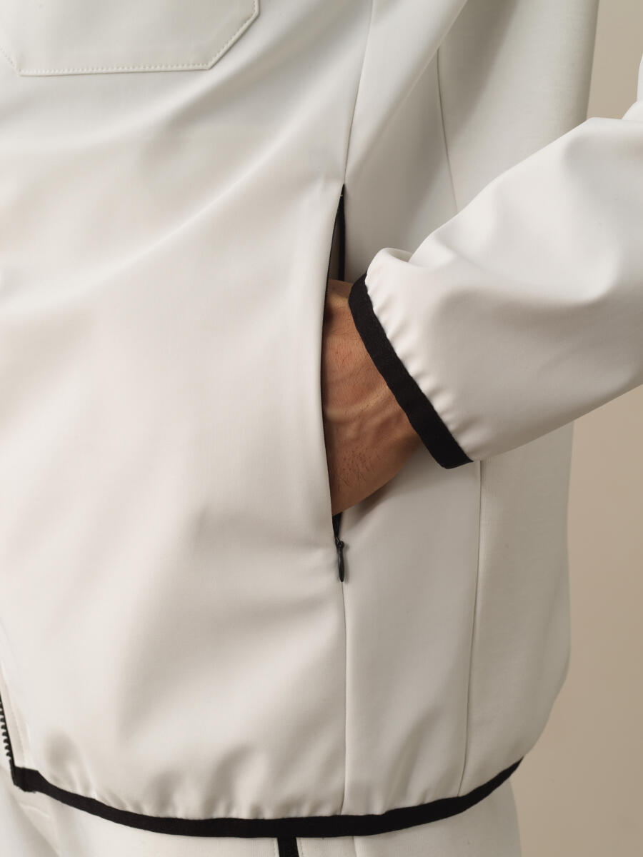 Kırık Beyaz Pamuk Dokulu Regular Fit Sweatmont - 4