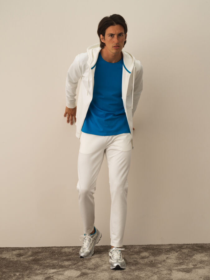 Kırık Beyaz Pamuk Dokulu Slim Fit Sweatmont - Xint