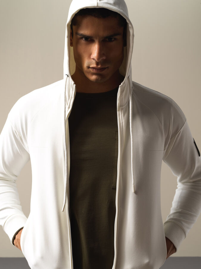 Beyaz Pamuk Dokulu Slim Fit Sweatmont - Xint