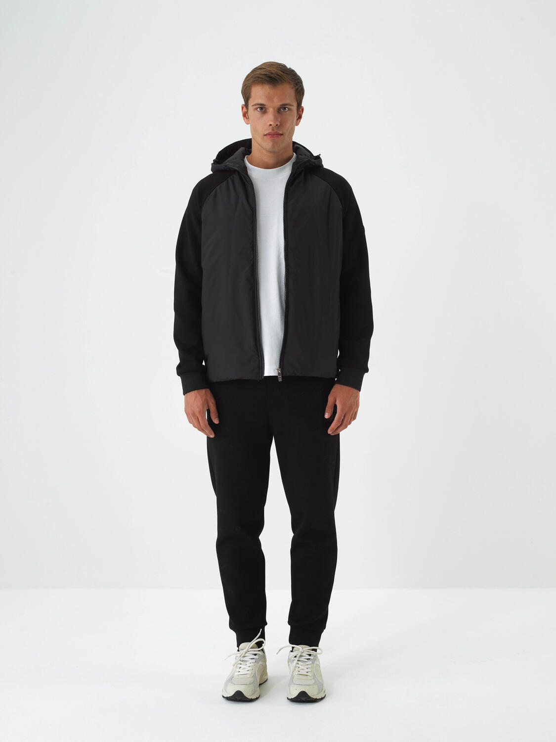 Siyah Pamuk Dokulu Regular Fit Sweatmont - 2