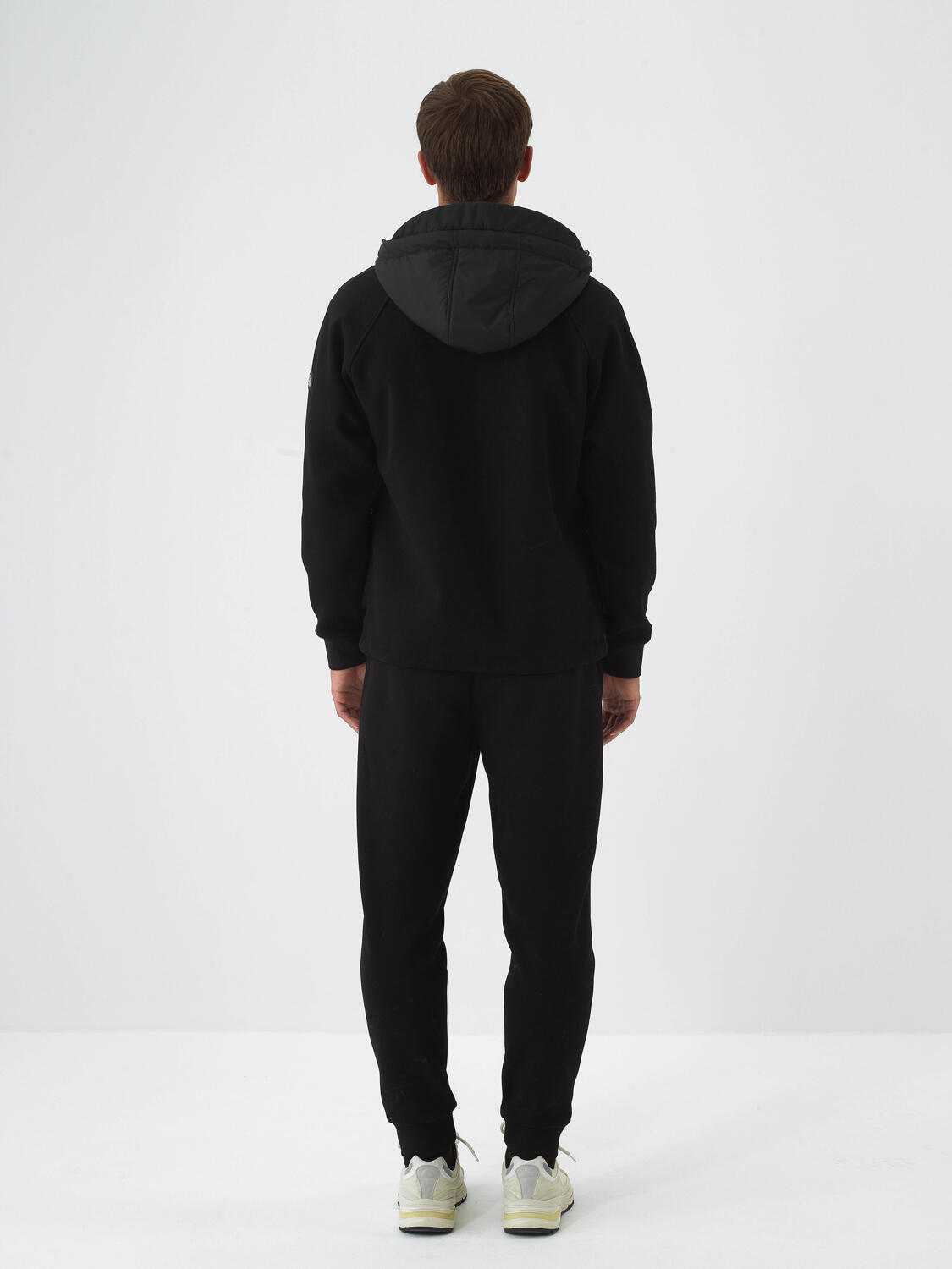 Siyah Pamuk Dokulu Regular Fit Sweatmont - 5